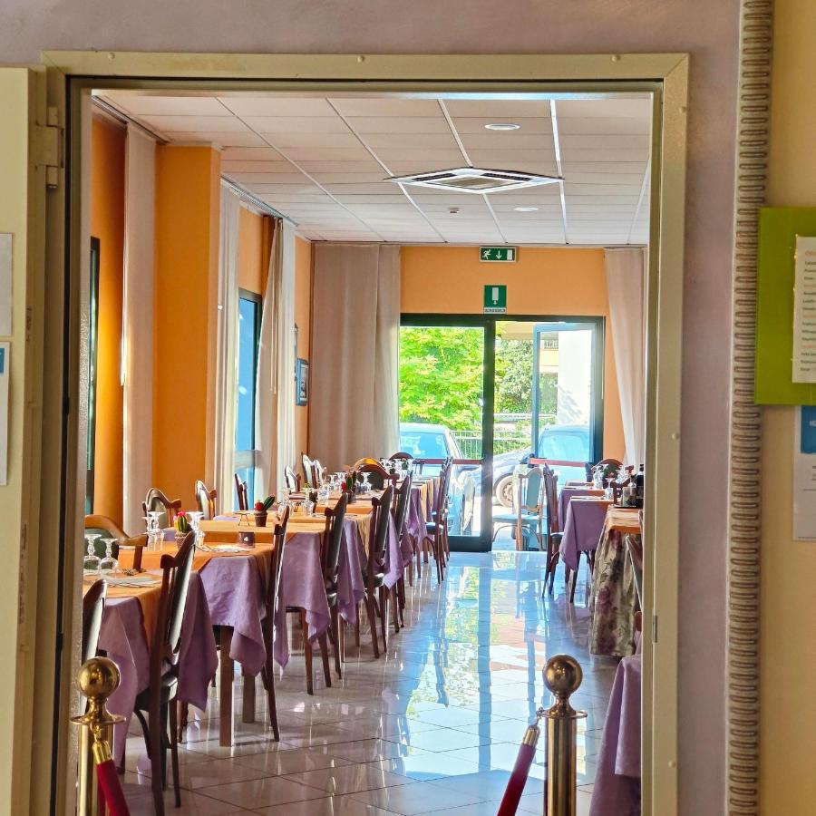 Hotel Marittimo Rimini Exterior photo