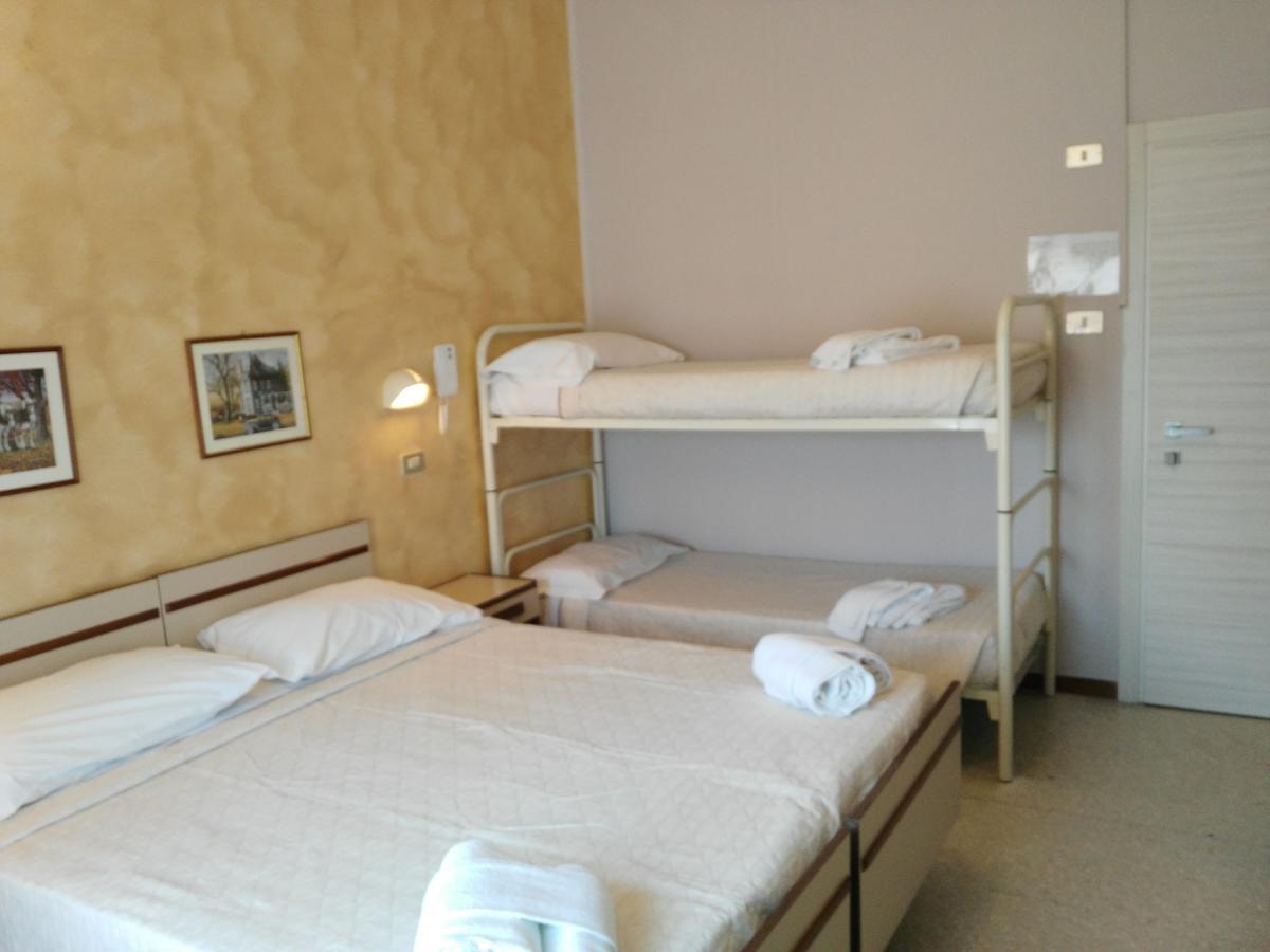 Hotel Marittimo Rimini Exterior photo
