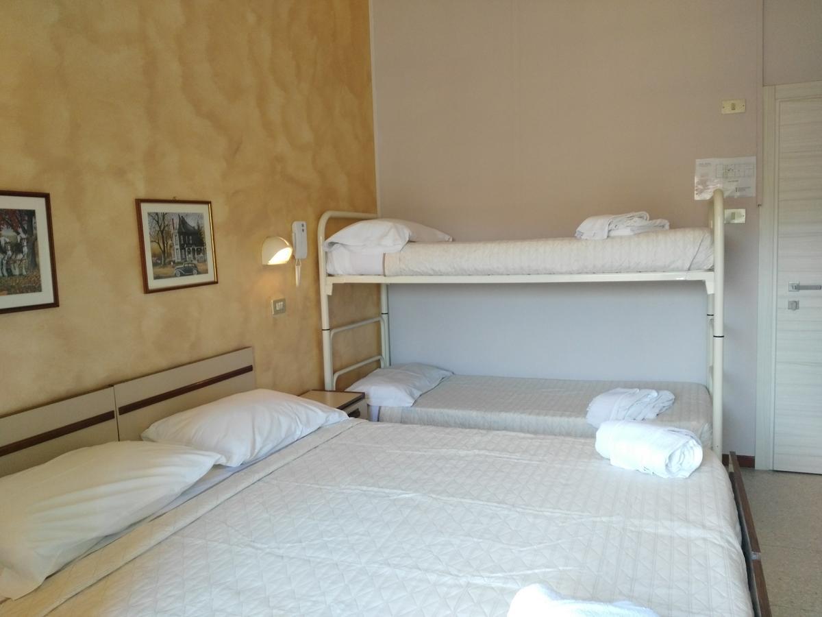 Hotel Marittimo Rimini Exterior photo