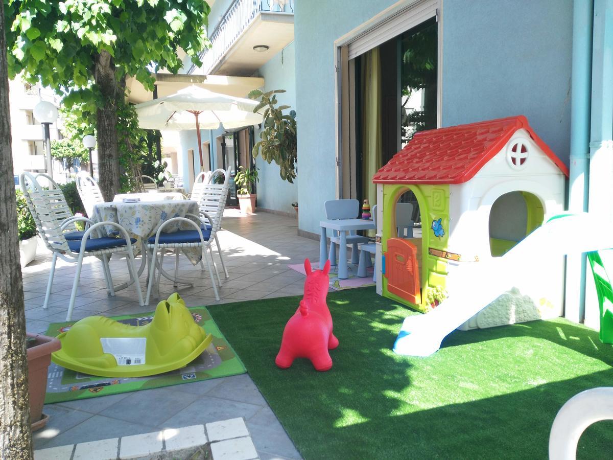 Hotel Marittimo Rimini Exterior photo