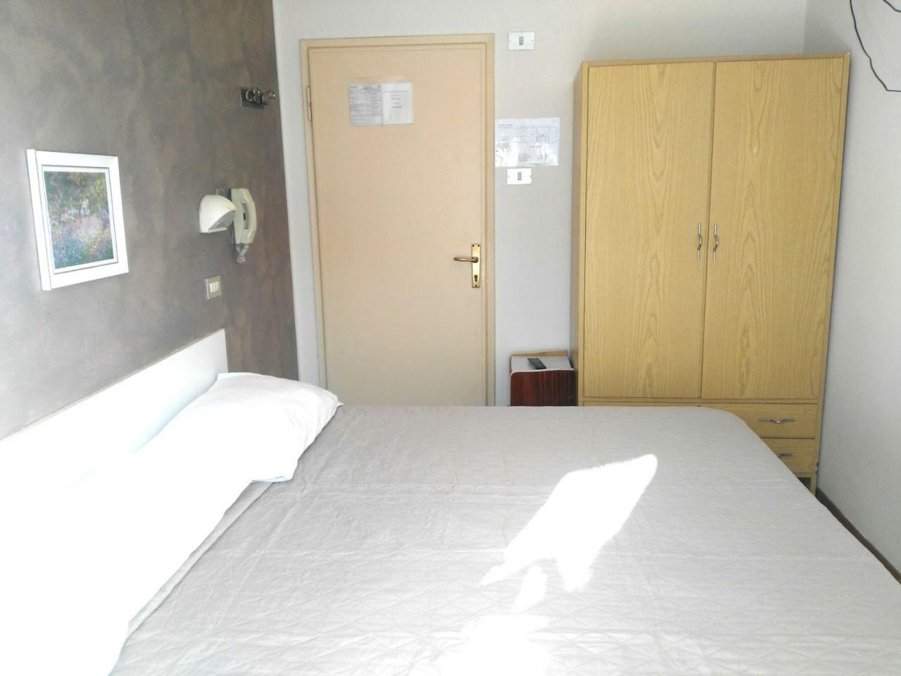 Hotel Marittimo Rimini Exterior photo